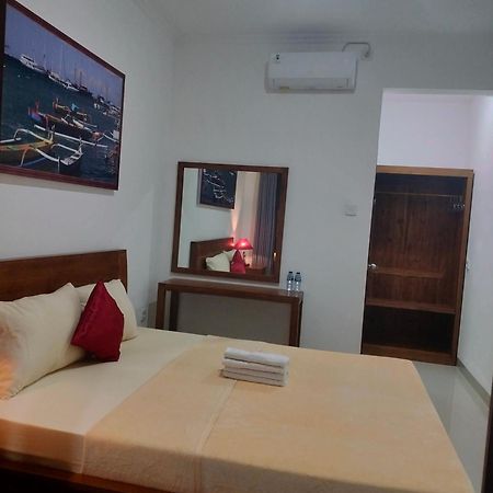 D&D Homestay Pesanggaran Ngoại thất bức ảnh