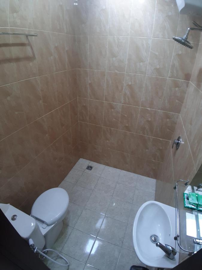 D&D Homestay Pesanggaran Ngoại thất bức ảnh