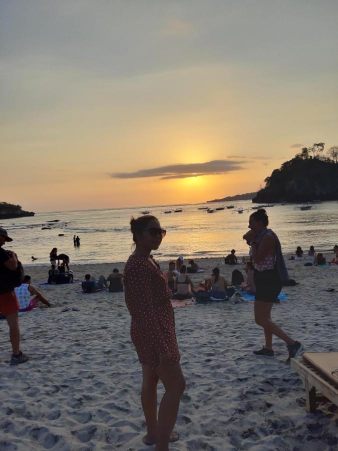 D&D Homestay Pesanggaran Ngoại thất bức ảnh