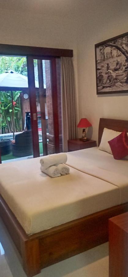 D&D Homestay Pesanggaran Ngoại thất bức ảnh