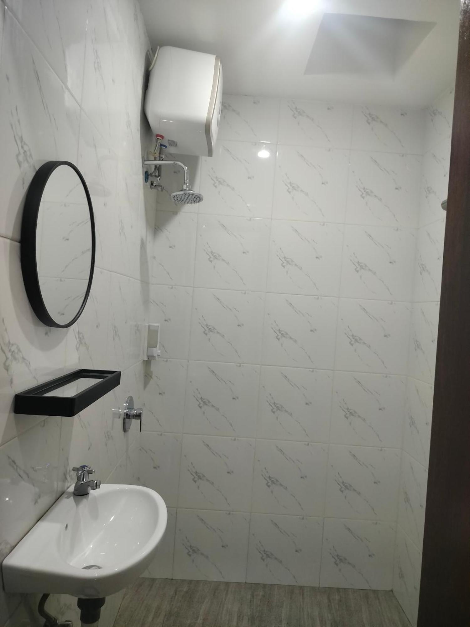 D&D Homestay Pesanggaran Ngoại thất bức ảnh